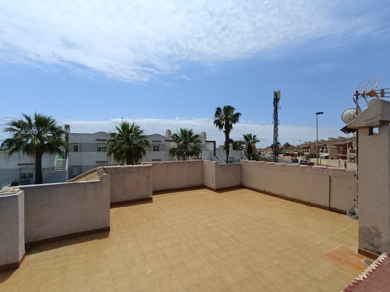 Semi-detached house on Calle Einstein – Torrevieja – Alicante — image 16